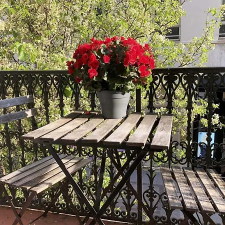 Luxury Family 2br - Prime Location, Walk To & Shopping, Sunny Balcony - By Totolulu Hoche Apartmán Cannes