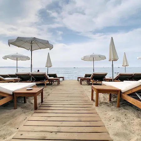 Luxury Family 2br - Prime Location, Walk To & Shopping, Sunny Balcony - By Totolulu Hoche * Cannes