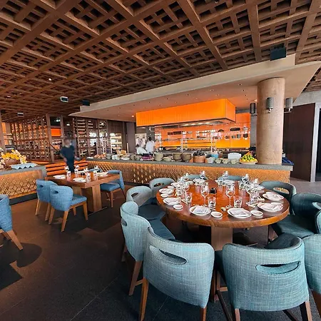 Luxury Family 2br - Prime Location, Walk To & Shopping, Sunny Balcony - By Totolulu Hoche Apartmán Cannes