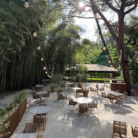 Luxury Family 2br - Prime Location, Walk To & Shopping, Sunny Balcony - By Totolulu Hoche * Cannes