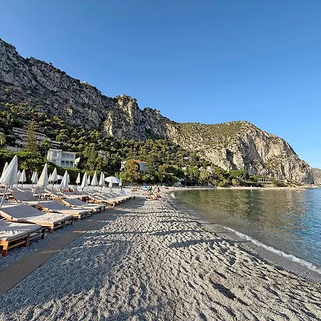 Luxury Family 2br - Prime Location, Walk To & Shopping, Sunny Balcony - By Totolulu Hoche Apartmán Cannes