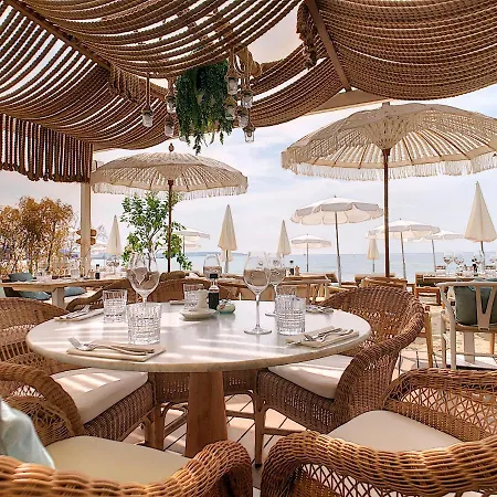 Totolulu Hoche * Cannes